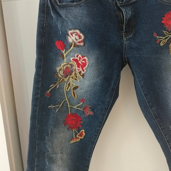 Pants - Picture 2 of 6